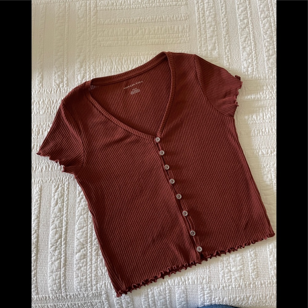 Medium American Eagle chocolate brown crop top